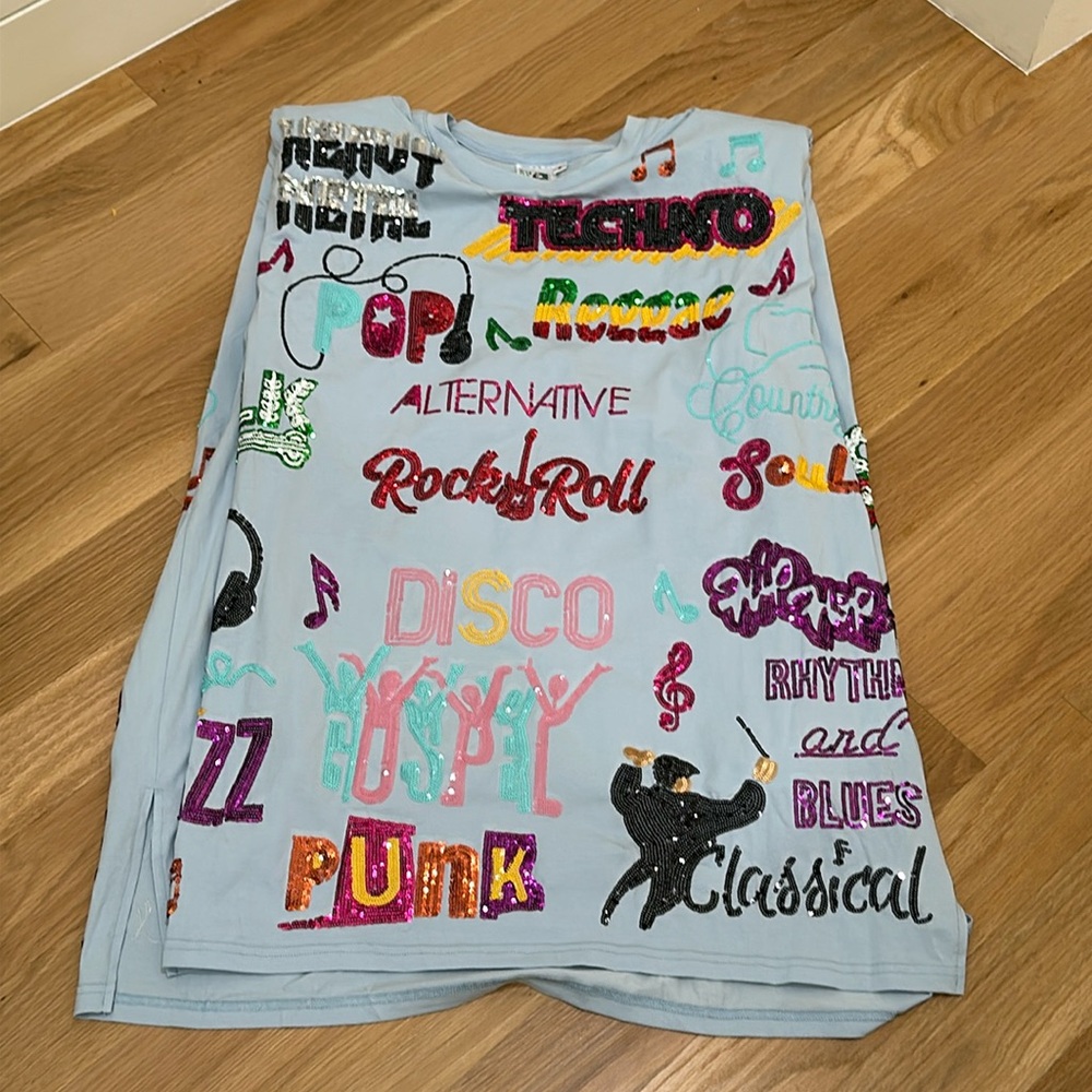 Queen of Sparkle Music Themed Dress Size Small